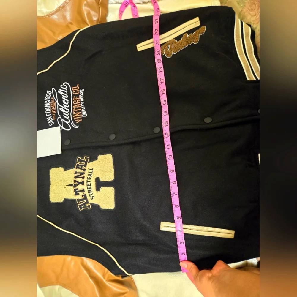 NWT Unisex Leather Aelfric Eden Jacket - Picture 11 of 11